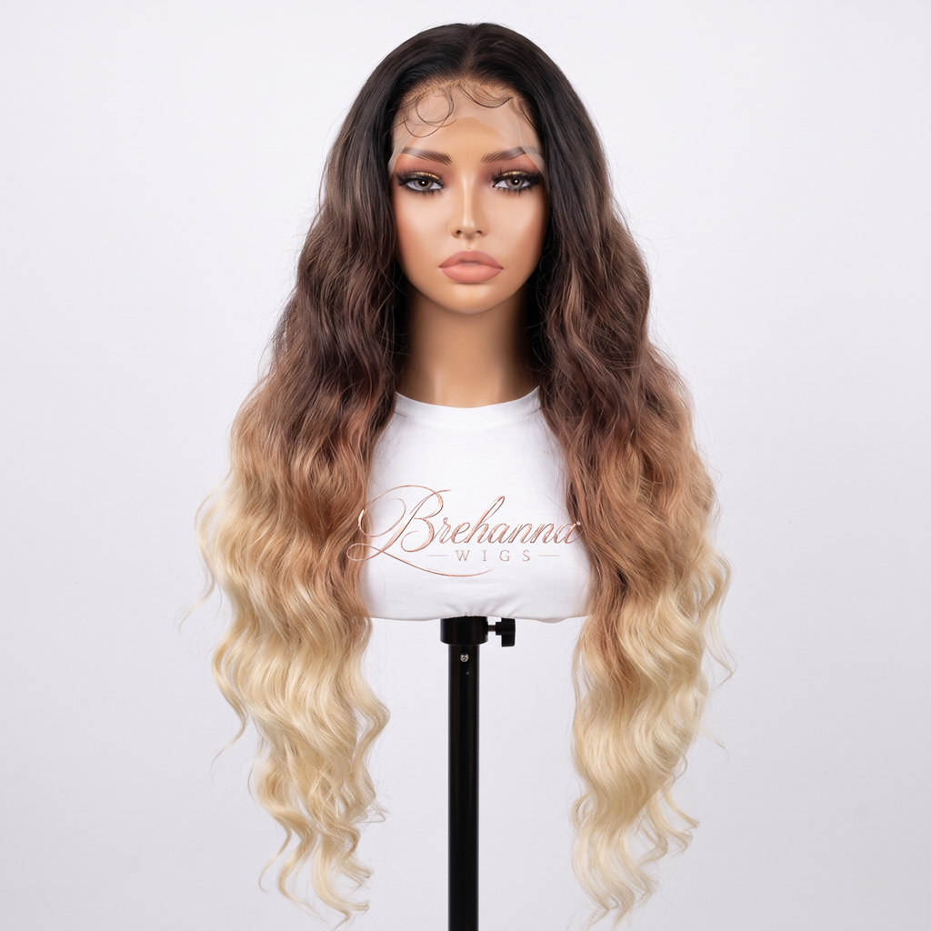 Princesse Wavy Blonde dégradée 32 pouce. 13x6 HD lace                - Perruque ondulé longue de luxe résistante à la chaleur pour un style glamour