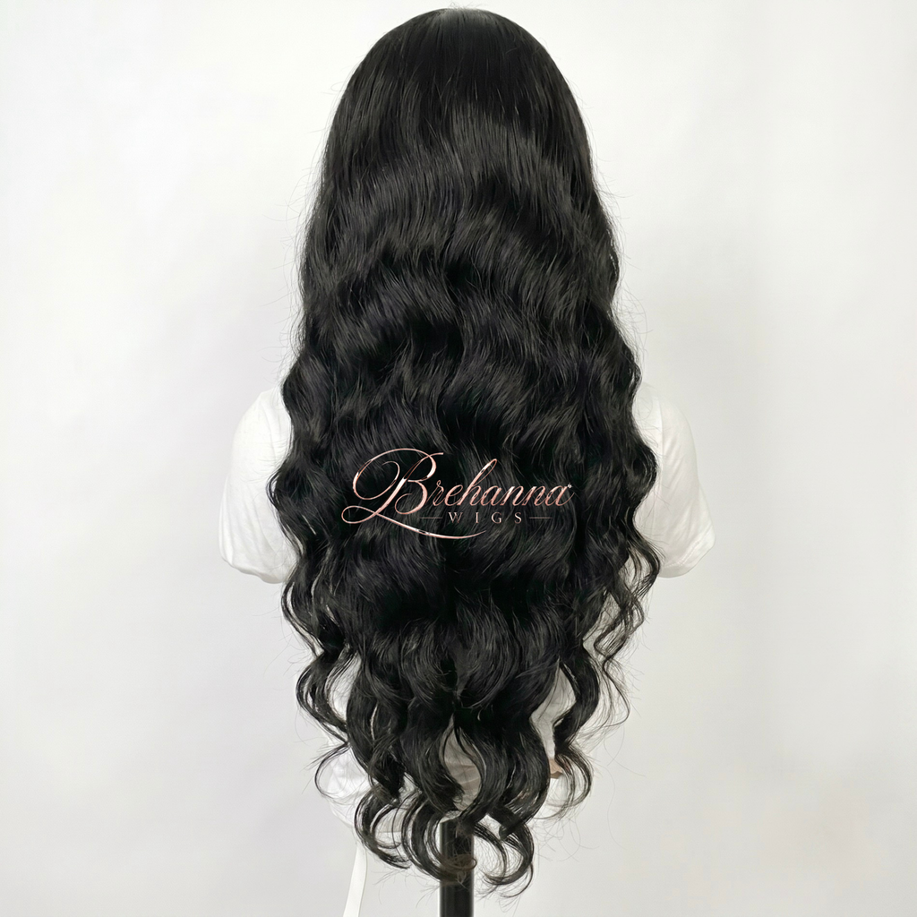 Princesse Wavy Noir 32 pouce. 13x6 HD lace - Perruque ondulé longue de luxe résistante à la chaleur pour un style glamour